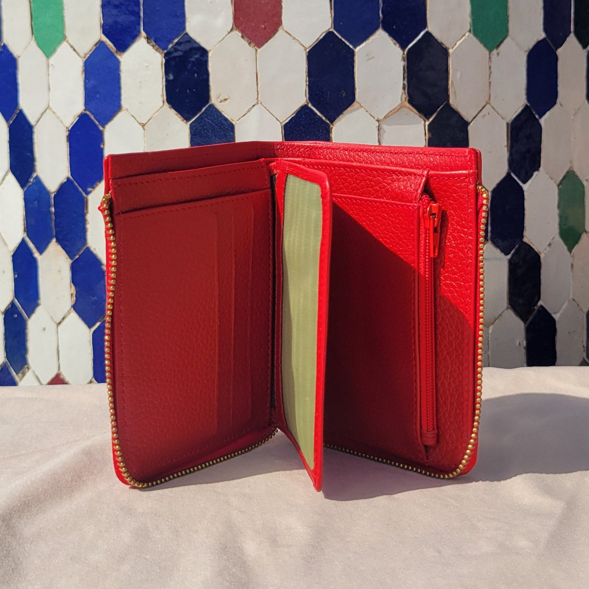 SAPHIRE - Portefeuille en Cuir Grainé & Zip Doré
